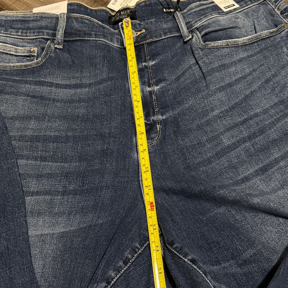 New Judy Blue Here Comes The Sun Medium Wash High Rise Distressed Relaxed Fit - Picture 12 of 13